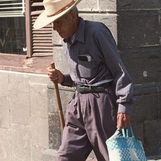 Osteoporosis afecta a 10 millones de personas en México