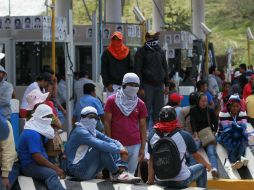 Los perredistas realizarán encuestas y mediciones para conocer ''el ánimo social'' en Guerrero y tomar definiciones ante la crisis. EFE / J. Méndez