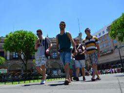 Sugieren a población a usar lentes con filtro UV EL INFORMADOR / ARCHIVO