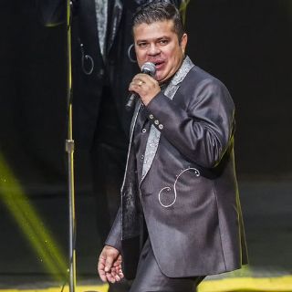 La Arrolladora sube el ánimo en el palenque
