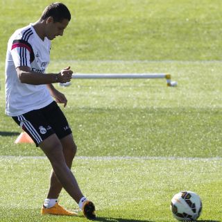 'Chicharito' se perfila para ser titular ante Levante