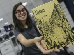 Alexia Halteman, editora de la revista, da detalles sobre la labor que se realiza en dicha publicación. EL INFORMADOR / F. Atilano