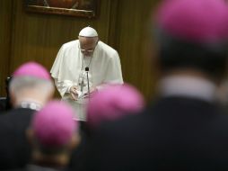 Homosexuales y divorciados vueltos a casar, temas de intensa polémica durante el Sínodo de obispos en el Vaticano. AP / A. Medichini