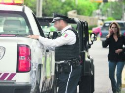Vialidades. Un agente de la Policía Vial durante una jornada laboral. EL INFORMADOR / F. Atilano