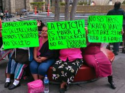 Los inconformes también bloquearían el corredor del Macrobús en la Calzada Independencia. EL INFORMADOR / A. Hernández