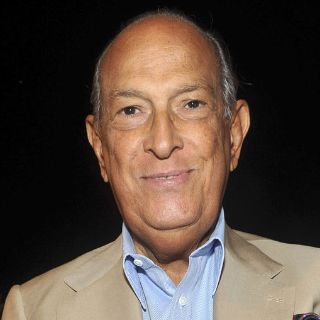 La moda y el espectáculo de EU recuerdan a Óscar de la Renta