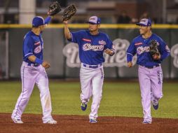 Parte del equipo de los Charros de Jalisco se muestra con la confianza que dan las buenas actuaciones en inicio de temporada. EL INFORMADOR / ARCHIVO