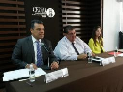 Felipe de Jesús Álvarez Cibrián, Francisco Ayón López y Cynthia Patricia Cantero Pacheco, durante conferencia de prensa. EL INFORMADOR / V. Meléndez