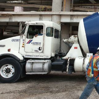 Recuperación en EU y proyectos reconstruyen futuro de Cemex