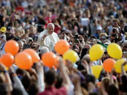 El prelado exhorta a combatir estos males desde la humildad porque la envidia ''llena de vinagre el corazón''. AFP / F. Monteforte