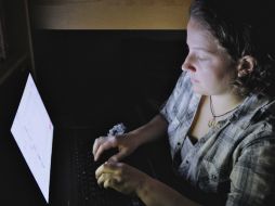 Los insultos incluyen amenzas de violencia física, acoso sexual y persecución. AP / ARCHIVO