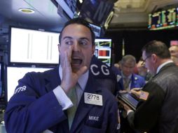 La Bolsa de Valores de Nueva York opera con importantes ganancias en su apertura. AP / R. Drew