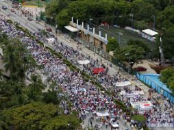 Los feligreses ocupan ambos carriles de la carretera Tixtla-Chilpancingo. AP / ARCHIVO