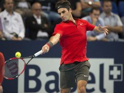 Roger Federer, se colocó en el número dos del mundo gracias a su victoria en el Masters 1000 de Shangai. EFE / G. Kefalas.
