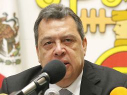Ángel Aguirre dijo que pediría licencia para favorecer el clima político. AFP / J. Guerrero