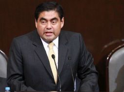 La solicitud de desaparición de poderes en el Senado continúa, dice el perredista. NTX / ARCHIVO