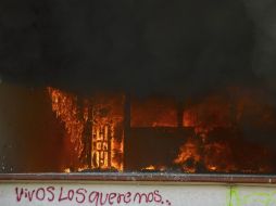 La oficina del presidente municipal y el lugar donde sesionaba el Cabildo son los más dañados por el fuego. EFE / L. Ocampo