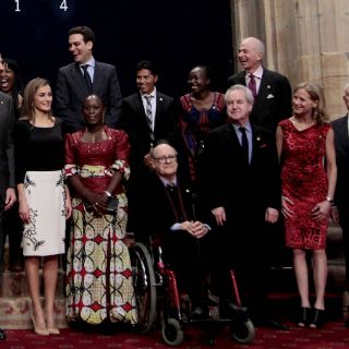Reyes de España entregan Premios Príncipe de Asturias