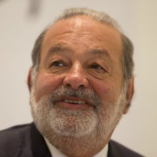 América Móvil podría completar escisión en 2015