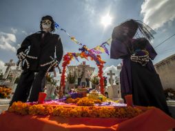 En el panteón de Mezquitán habrá una exposición con cuadros y altares alusivos al Día de Muertos. EL INFORMADOR / ARCHIVO
