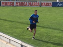 Moreno realiza una sesión parcial de entrenamiento y aumentará el ritmo a partir de ahora. TWITTER / @HectorMorenoh