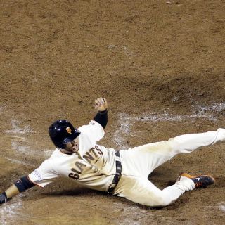 San Francisco no cede; empata la Serie Mundial 2-2