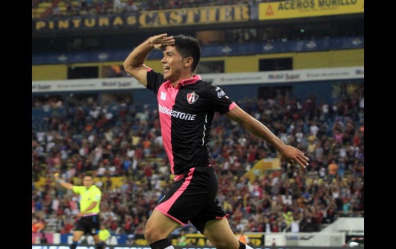 Sella los tres puntos. Martín Barragán marcó el gol definitivo con el que los Zorros regresan al subliderato del torneo. EL INFORMADOR / M. Vargas
