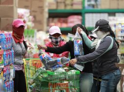 Jóvenes de Guerrero saquearon tiendas comerciales el pasado sábado 25 de octubre. EFE / ARCHIVO