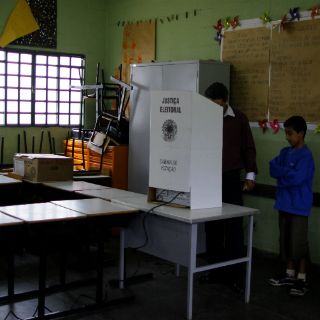 Asesinan a hombre en una casilla de votación en Brasil