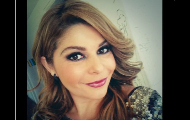 La actriz da vida al personaje diverto y cariñoso cuyo lema es: 'La vida es un banquete y hay que serviser'. TWITTER / @ItatiC