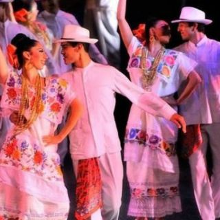 Chilenos despiden al Ballet Folklórico de México