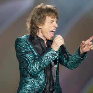 Rolling Stones publicarán libro autografiado de fotos