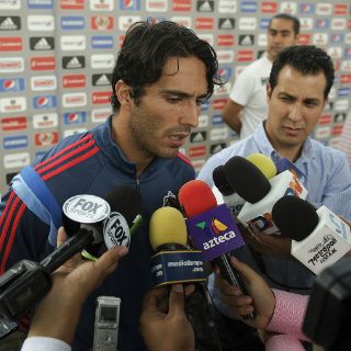 De Nigris se perderá el Clásico nacional