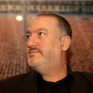 Spencer Tunick evoca el Holocausto en sus fotografías