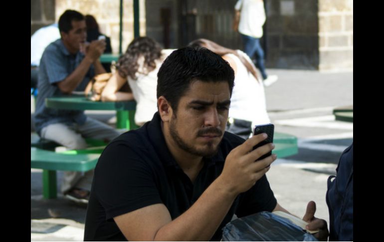 Acusan a Telcel de abuso por no notificar a usuarios el agotamiento de los datos del plan y cobrar un excedente. EL INFORMADOR / ARCHIVO