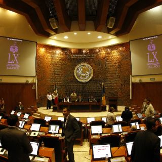 Diputados de Jalisco vuelven a perdonar al auditor