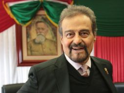 Gonzálo Vega lleva más de 20 años interpretando a la Señora Presidenta. NTX / ARCHIVO