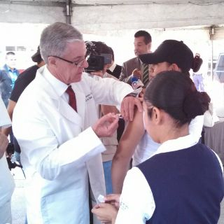 Baja, respuesta a vacunación contra influenza en Jalisco: secretario
