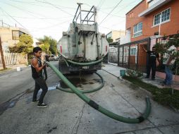 El SIAPA ofrece servicio de pipas de forma gratuita. EL INFORMADOR / ARCHIVO