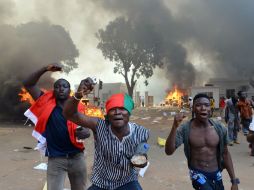 Hoy, las protestas se extendieron e intensificaron en todo el país, incluyendo medios de comunicación. AFP / I. Sanogo