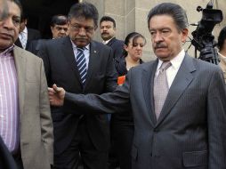 Carlos Navarrete reacciona al rechazo de la realización de la consulta. SUN / L. Godínez