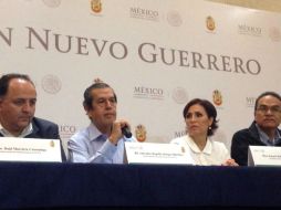 Durante la reunión con Rosario Robles, Rogelio Ortega se muestra seguro de los trabajos de Plan Nuevo Guerrero. TWITTER / @SEDESOL_mx