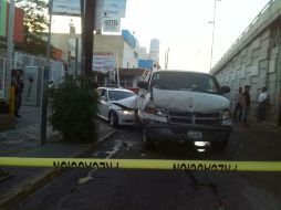 Servicios Médicos Municipales acudió al lugar para atender a las personas heridas. ESPECIAL /