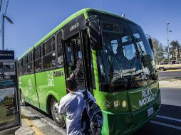 De las rutas convencionales del transporte público, la 13 será la primera en cobrar los siete pesos. EL INFORMADOR / ARCHIVO