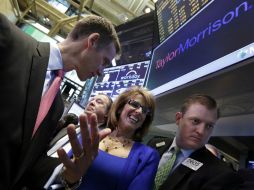 Los inversores de Wall Street registraron alza en la confianza de los consumidores en EU. AP / ARCHIVO