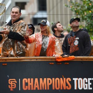 San Francisco aplaude a sus campeones