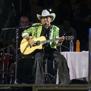 Entre laringitis y rayas al tigre transcurre el Palenque