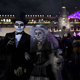 'Catrinas' logran récord Guinness en Ciudad de México