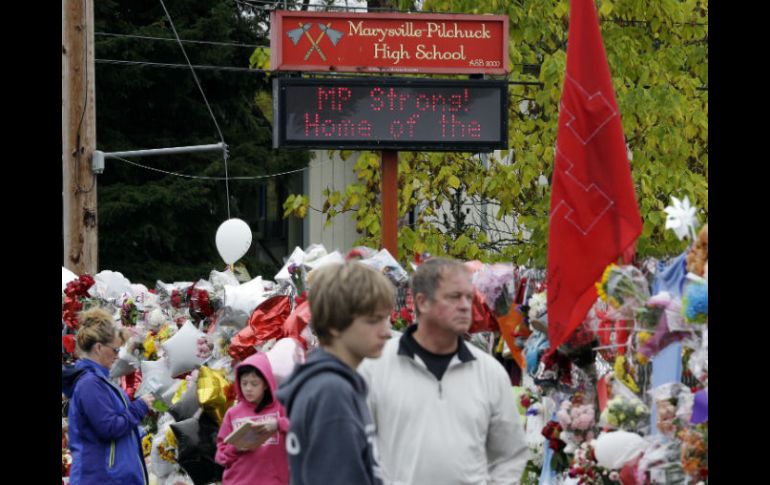 El 24 de octubre un joven comenzó a disparar en el comedor de la secundaria antes de quitarse la vida. AP / ARCHIVO