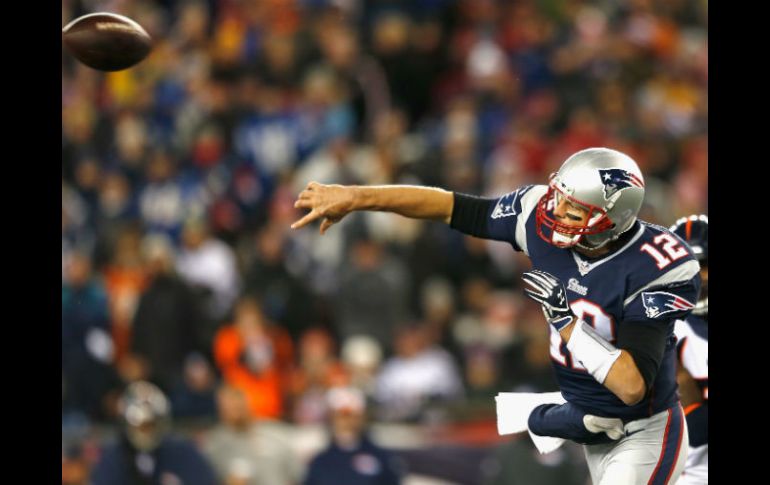 Tom Brady tiene 18 pases de anotación y sólo un interceptado durante la buena racha de los Pats. AFP / J. Rogash